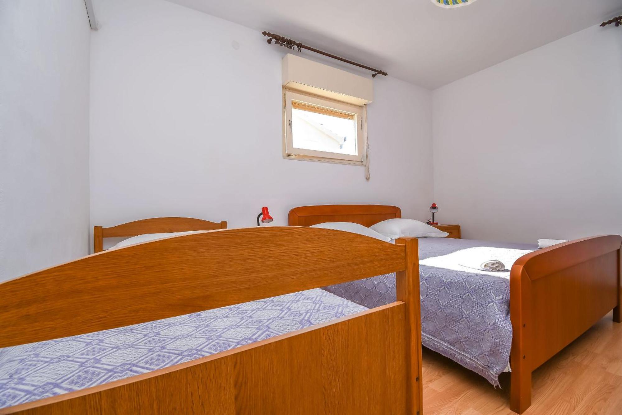 Apartments Vinka Trogir Exterior photo
