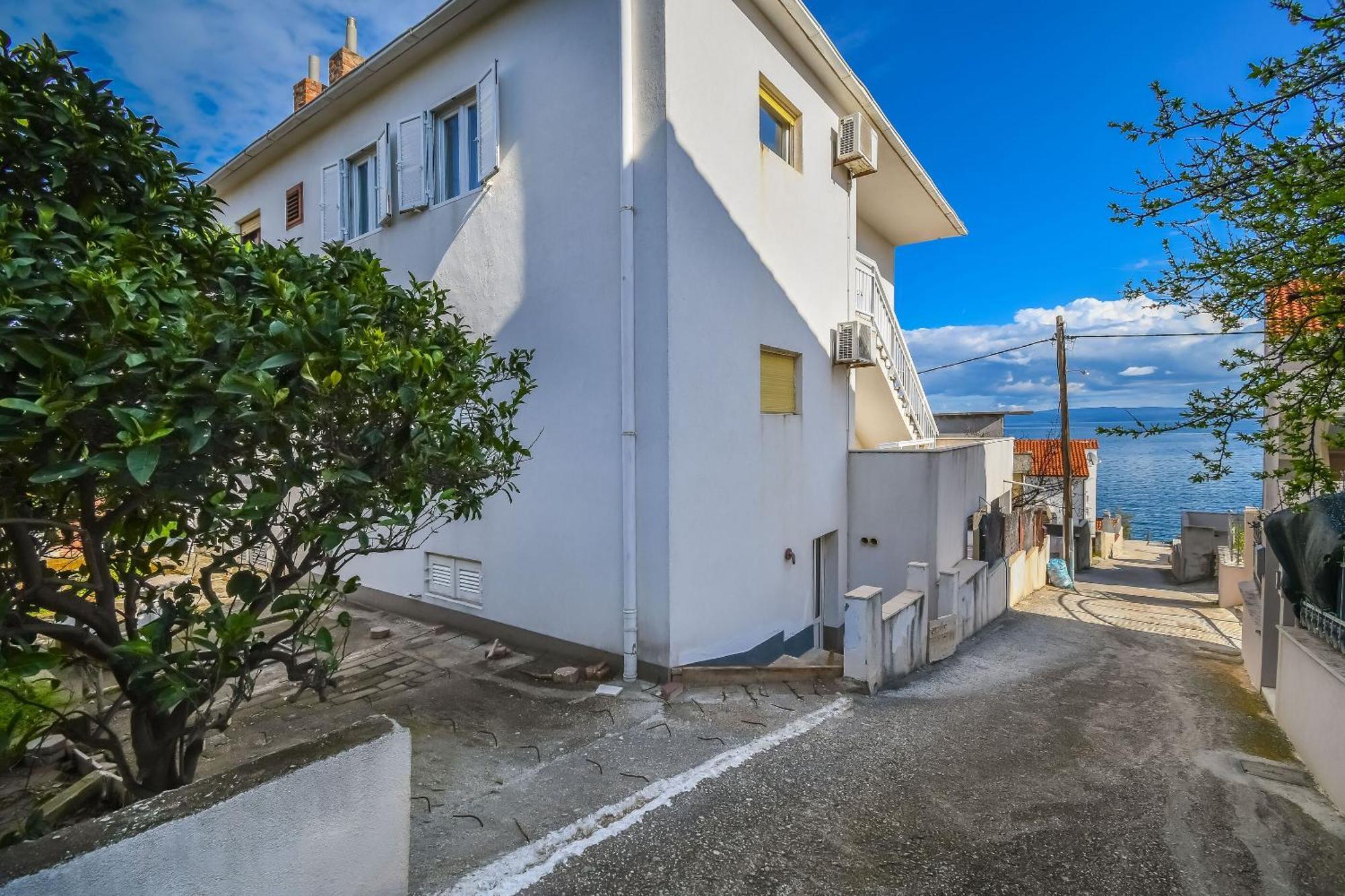Apartments Vinka Trogir Exterior photo
