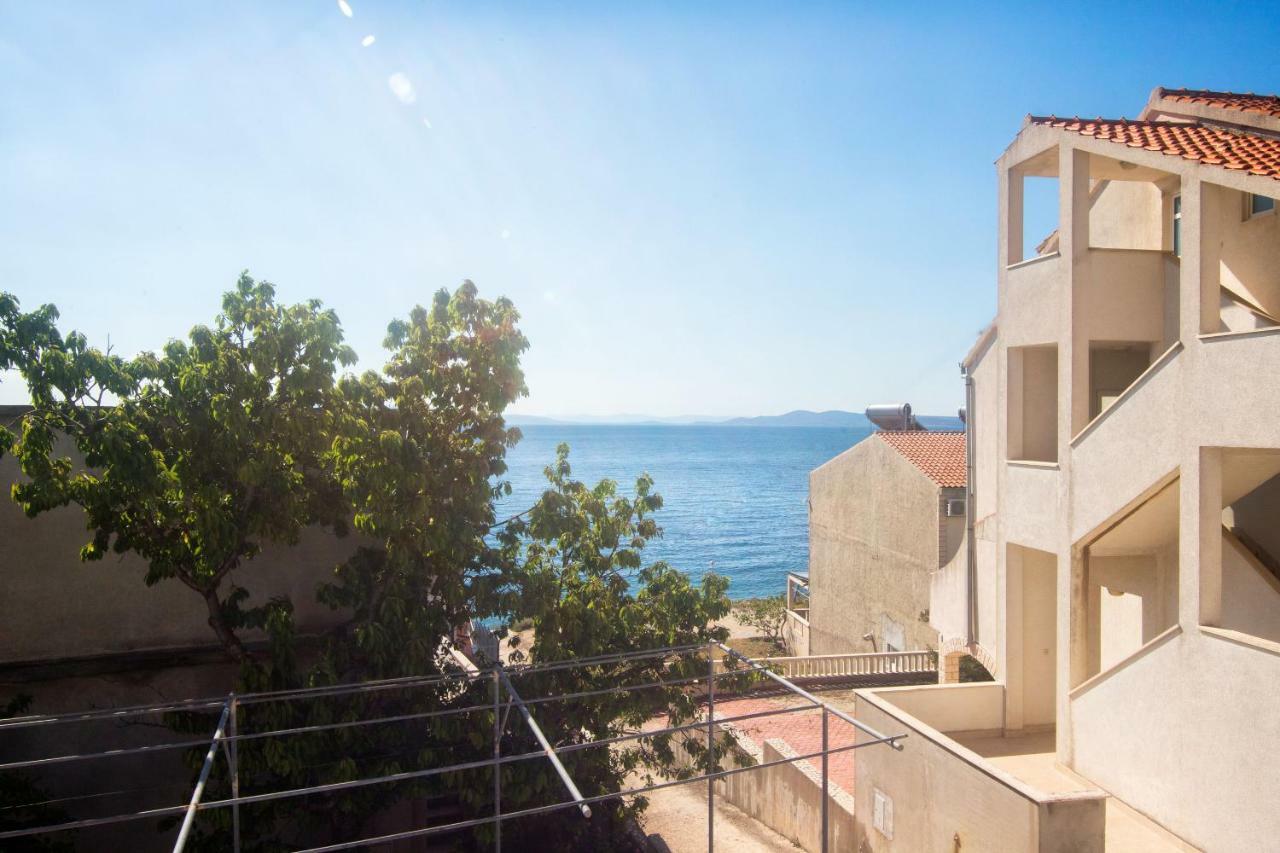 Apartments Vinka Trogir Exterior photo
